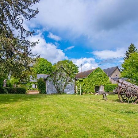 Les Maudines Villa Bauge-en-Anjou Exterior photo