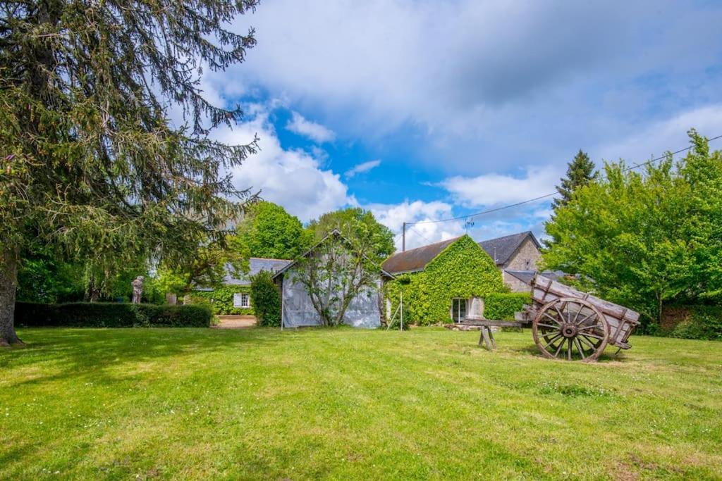 Les Maudines Villa Bauge-en-Anjou Exterior photo