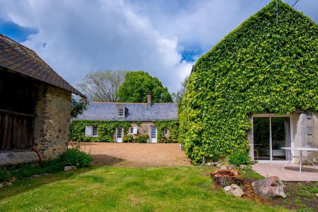 Les Maudines Villa Bauge-en-Anjou Exterior photo